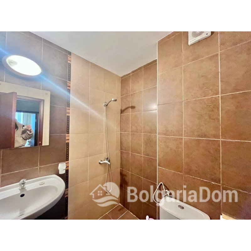 Квартира с двумя спальнями с отличной локацией 78 м²