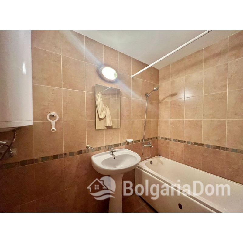 Квартира с двумя спальнями с отличной локацией 78 м²