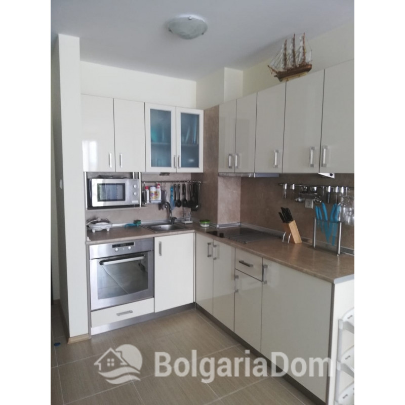 Стильная и просторная квартира в красивом комплексе 71 м²