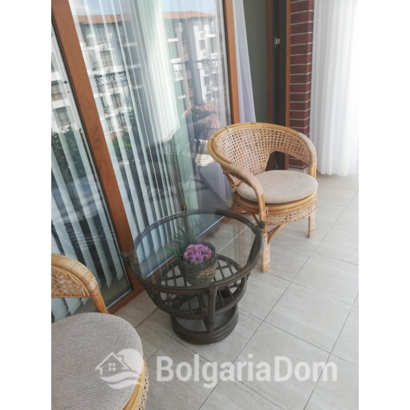 Стильная и просторная квартира в красивом комплексе 71 м²