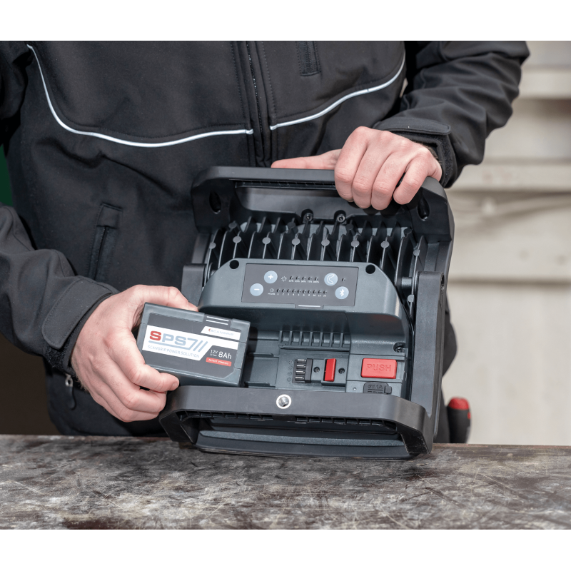 Scangrip Nova 6 SPS 6000 lm. Потужний прожектор з Bluetooth управлінням