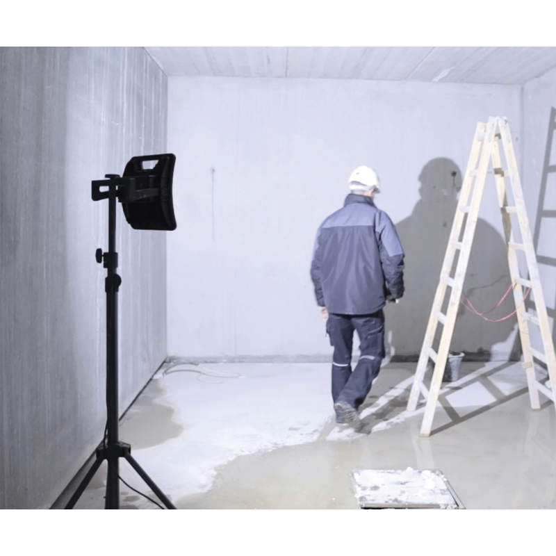 Scangrip Nova 4K C+R 3000 lm. Універсальний прожектор із кабелем і акумулятором