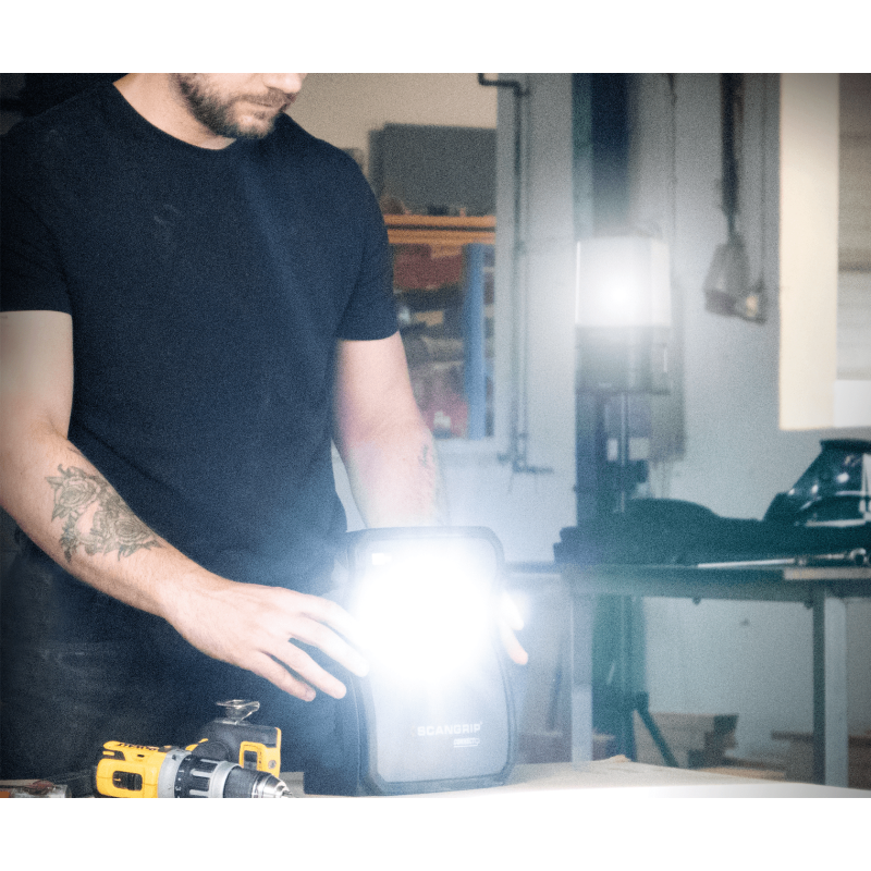 Scangrip Nova 10 Connect. Потужний прожектор з Bluetooth управлінням