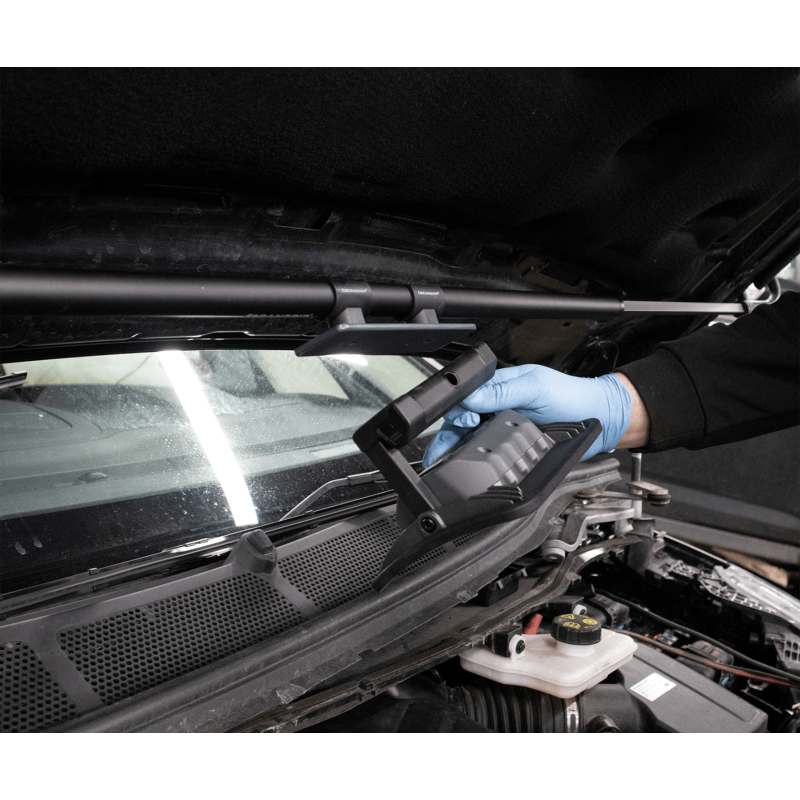 Scangrip Nova Bonnet. Прожектор на телескопічному тримачі