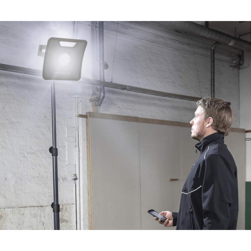 Scangrip Nova 12K 12000 lm. Потужний універсальний прожектор із блютуз