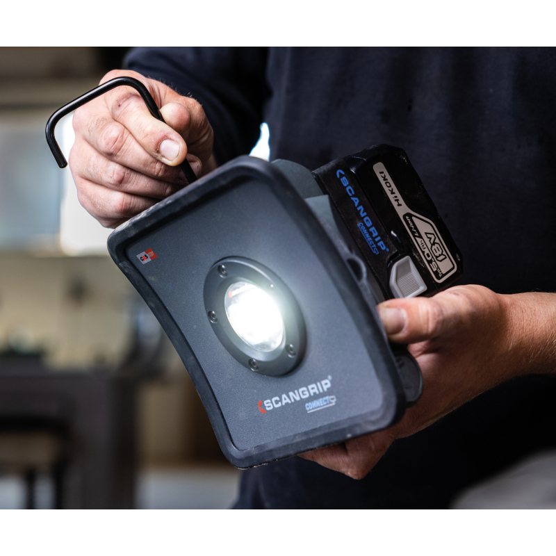 Scangrip Nova 2 Connect. Переносний прожектор 2000 люмен
