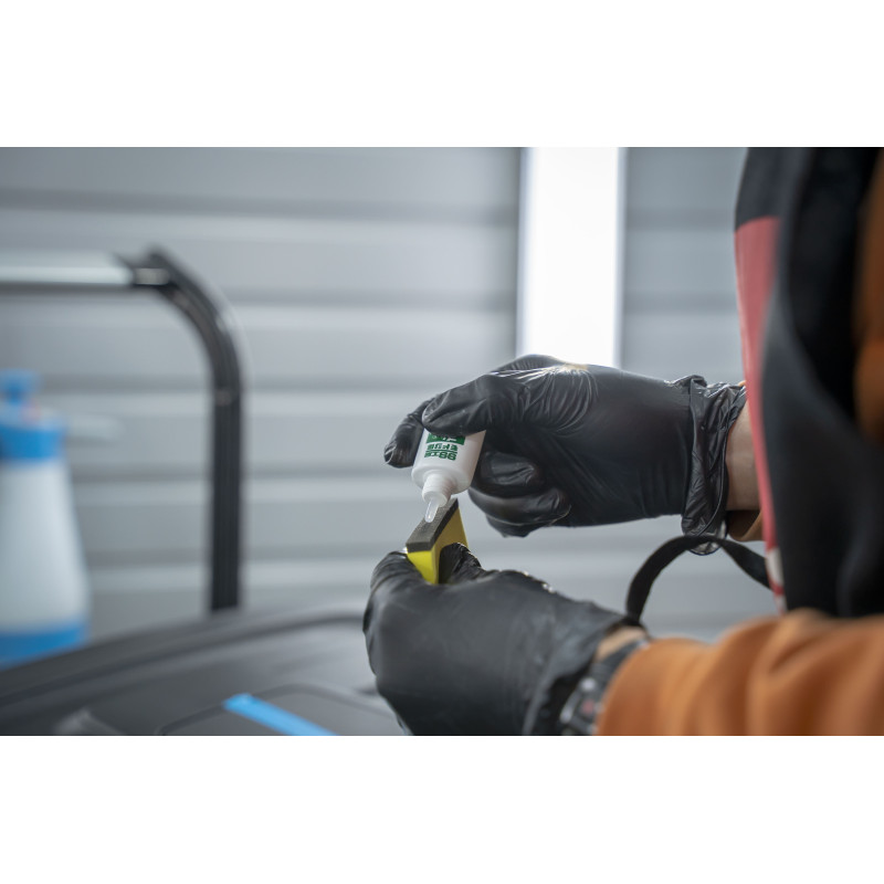 Відновник пластику SOFT99 Rubber & Plastic Parts Restoration Agent. Для природного матового блиску