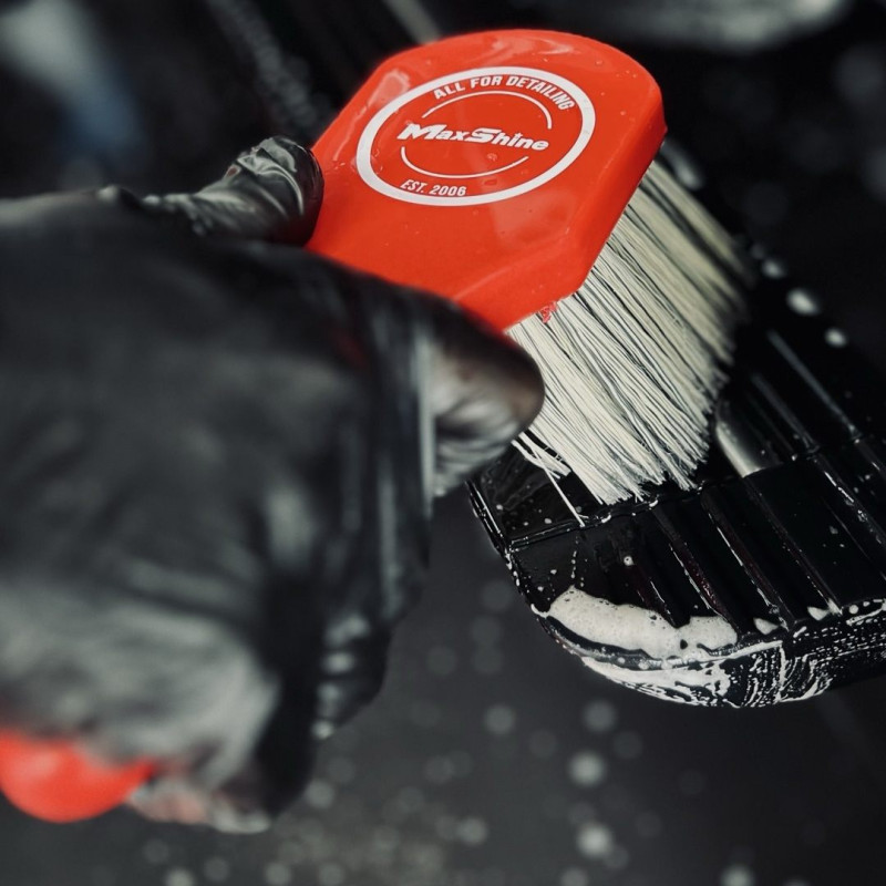 MaxShine Medium-Duty Wheel & Body Brush. Щітка середньої жорсткості для коліс та кузова