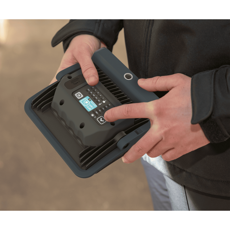 Світлодіодний прожектор Scangrip Nova R for Life.