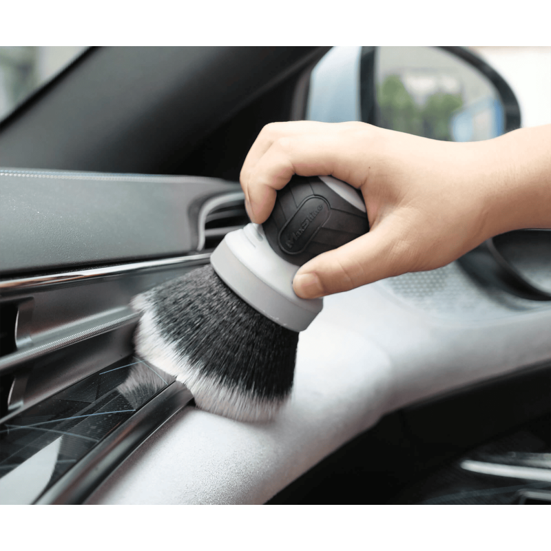 Ультрам'який пензель MaxShine Curved Grip XL Detailing Brush. Для делікатного прибирання в салоні
