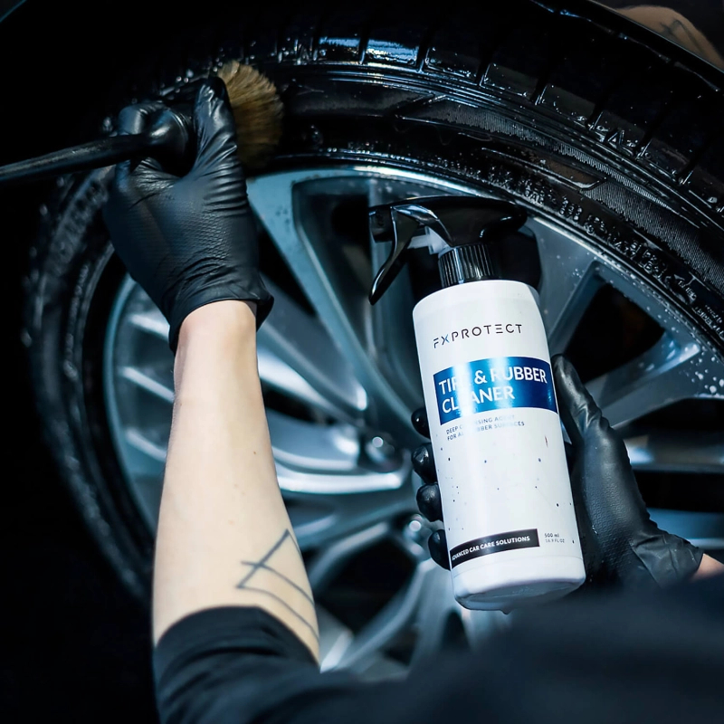 Концентрований очисник для шин та гуми FX Protect Tire and Rubber Cleaner, 1л