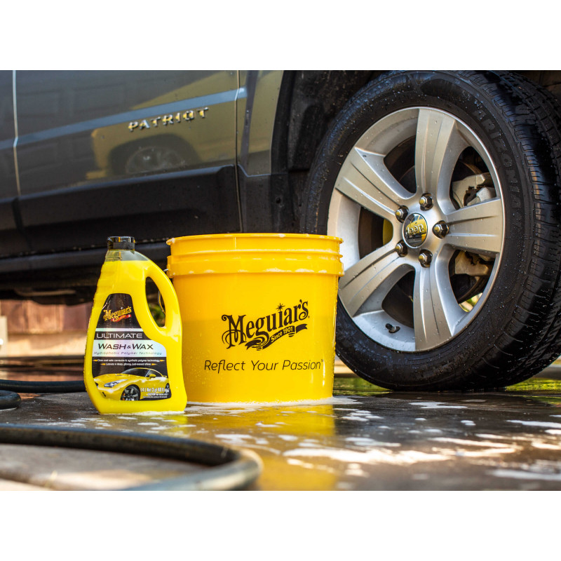 Автомобільний шампунь з воском Meguiar's G17748 Ultimate Wash & Wax, 1.42 л